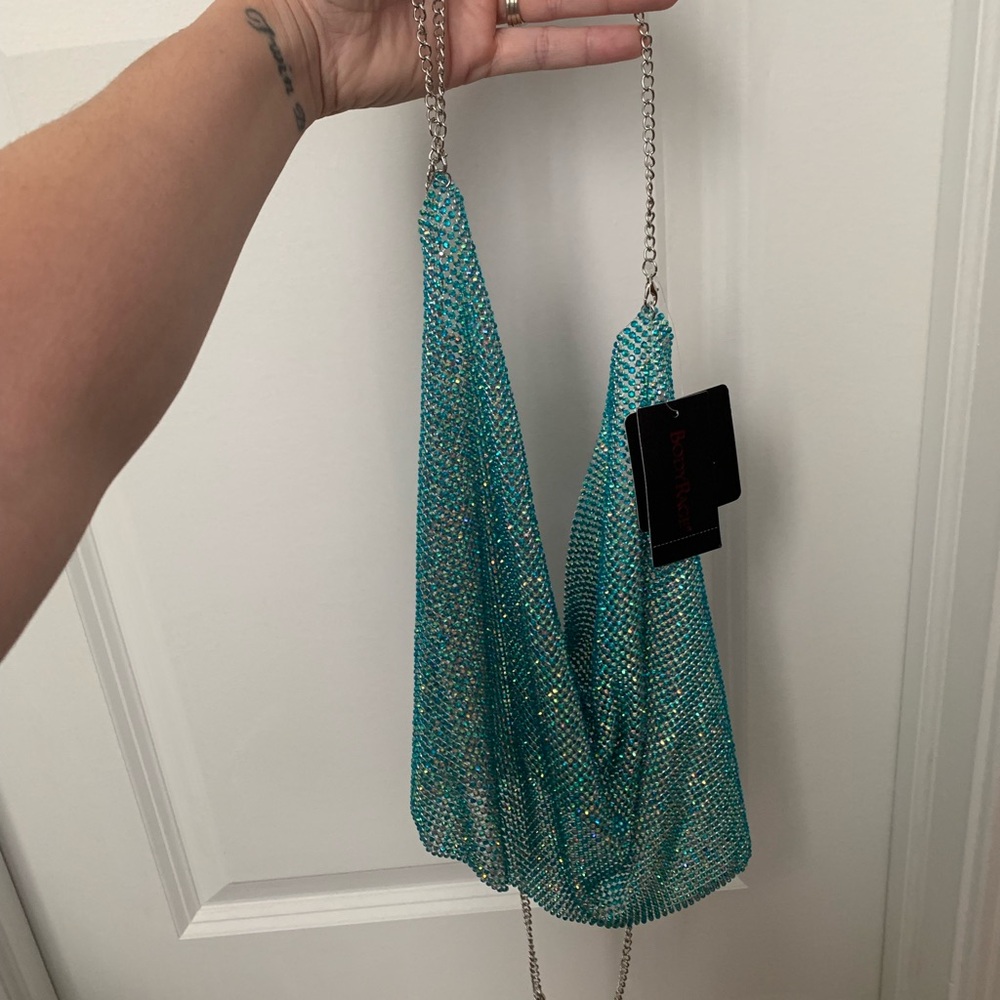 Turquoise Drape Chain Top - Picture 3 of 6